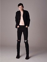 写真6 15 マインデニム19春夏新作 レオパード柄メンズデニムジャケットや 骨の色 ウィメンズワイドパンツ ファッションプレス 写真6 15 マインデニム19春夏新作 レオパード柄メンズデニムジャケットや 骨の色 ウィメンズワイドパンツ ファッションプレス