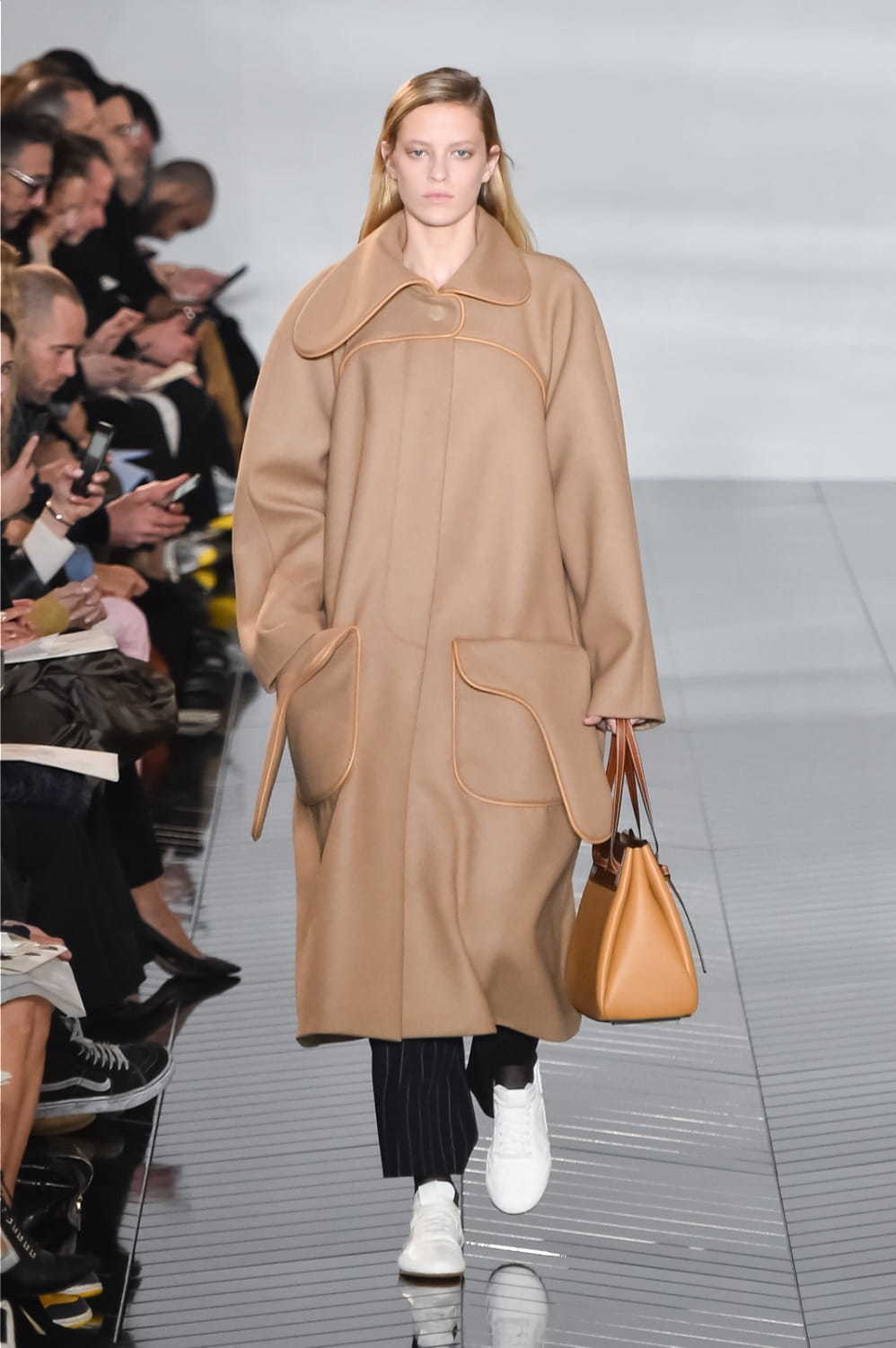 ロエベ(LOEWE) 2019-20年秋冬ウィメンズコレクション  - 写真55