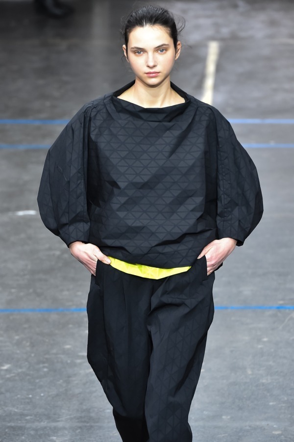 イッセイ ミヤケ(ISSEY MIYAKE) 2019-20年秋冬ウィメンズコレクション ディテール - 写真5