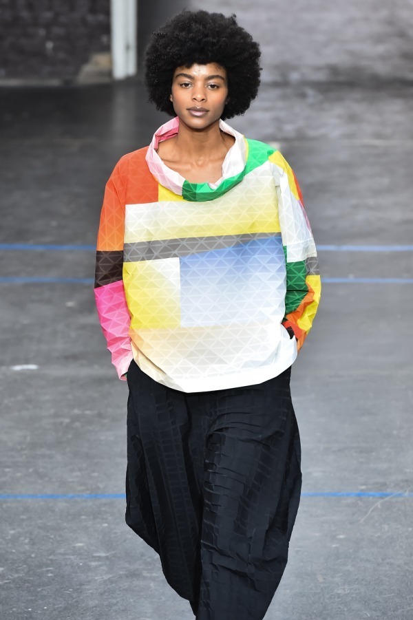 イッセイ ミヤケ(ISSEY MIYAKE) 2019-20年秋冬ウィメンズコレクション ディテール - 写真10