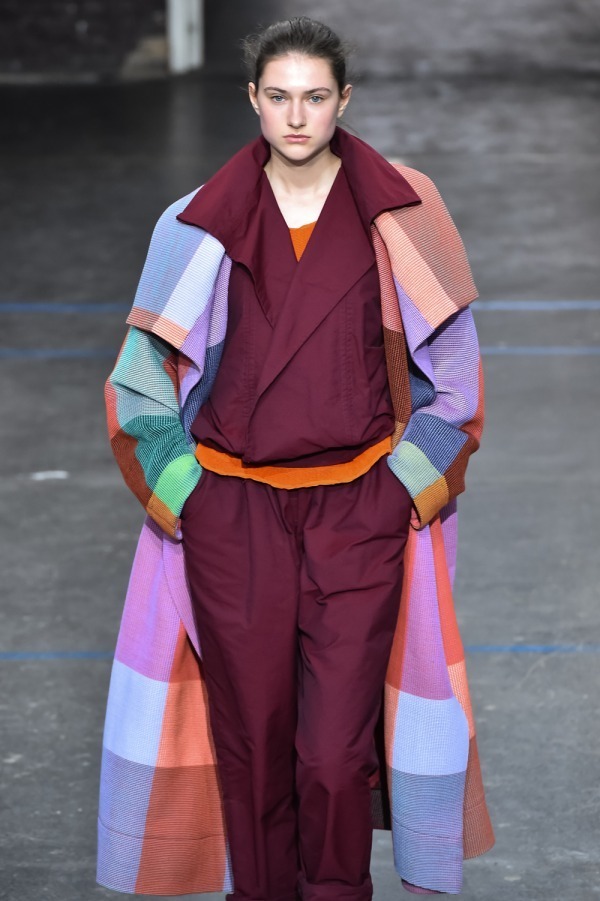 イッセイ ミヤケ(ISSEY MIYAKE) 2019-20年秋冬ウィメンズコレクション ディテール - 写真14