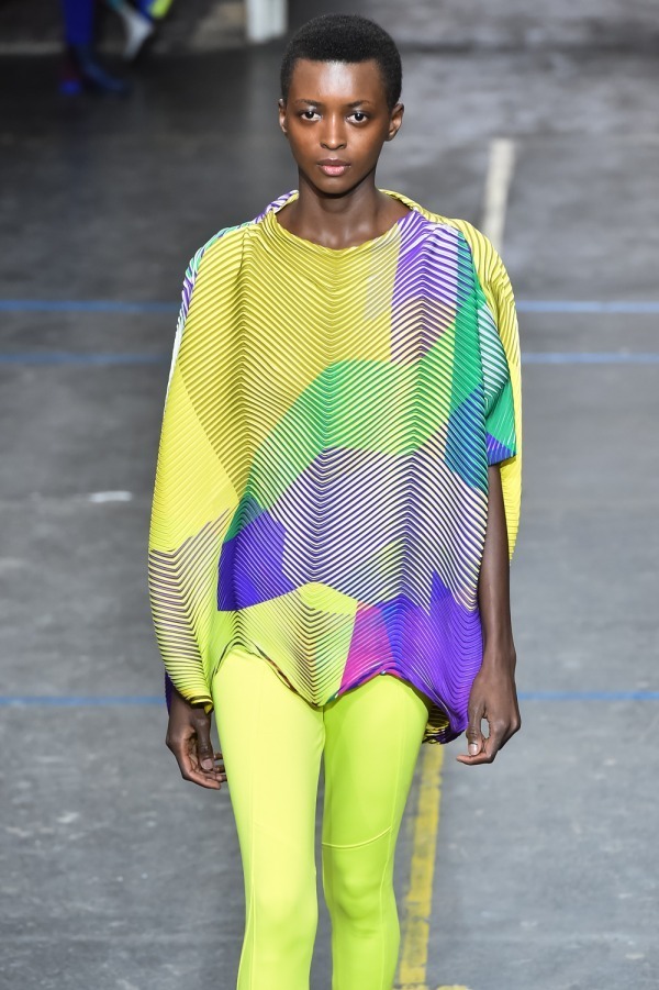 イッセイ ミヤケ(ISSEY MIYAKE) 2019-20年秋冬ウィメンズコレクション ディテール - 写真19