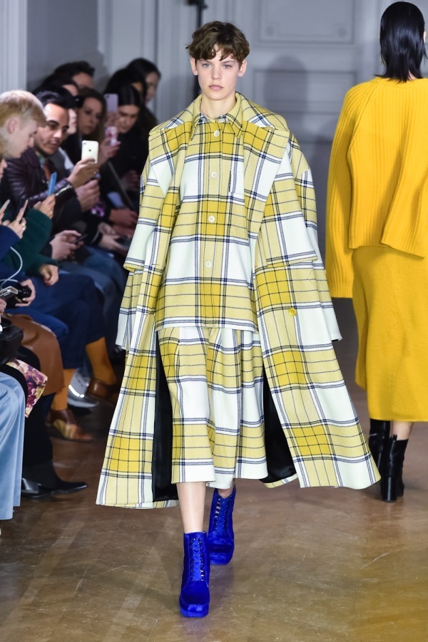 クリスチャン ワイナンツ 2019-20年秋冬コレクション - 鮮明な色彩が心を揺さぶる｜写真12