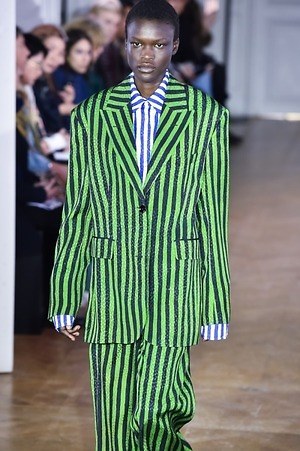 クリスチャン ワイナンツ 2019-20年秋冬コレクション - 鮮明な色彩が心を揺さぶる｜写真34