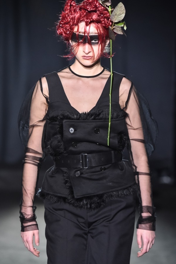 ノワール ケイ ニノミヤ(noir kei ninomiya) 2019-20年秋冬ウィメンズコレクション ディテール - 写真11