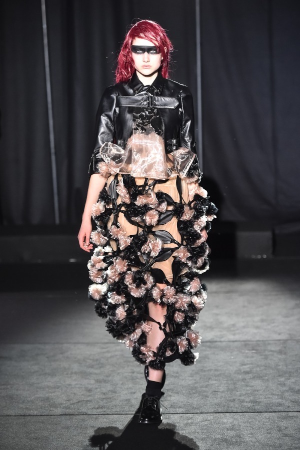 ノワール ケイ ニノミヤ(noir kei ninomiya) 2019-20年秋冬ウィメンズコレクション シルエット - 写真27