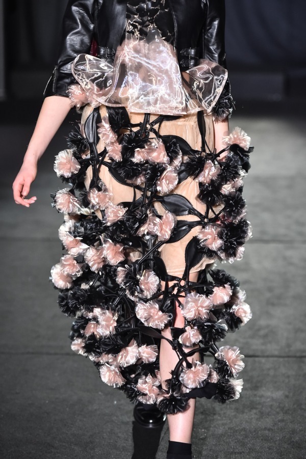 ノワール ケイ ニノミヤ(noir kei ninomiya) 2019-20年秋冬ウィメンズコレクション ディテール - 写真27