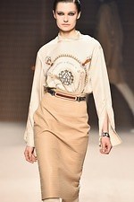 エルメス 2019-20年秋冬コレクション - 星空の瞬きがファッションに落とし込まれたら｜写真18