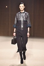 エルメス 2019-20年秋冬コレクション - 星空の瞬きがファッションに落とし込まれたら｜写真62