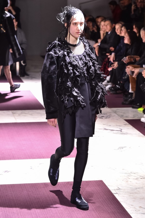 コム デ ギャルソン(COMME des GARÇONS) 2019-20年秋冬ウィメンズコレクション シルエット - 写真26