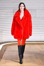 イーチ アザー 2019-20年秋冬コレクション - アイデア次第で"定番服”もプレイフルに｜写真14