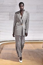 イーチ アザー 2019-20年秋冬コレクション - アイデア次第で"定番服”もプレイフルに｜写真27