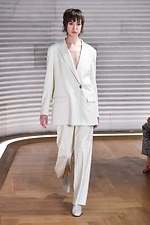 イーチ アザー 2019-20年秋冬コレクション - アイデア次第で"定番服”もプレイフルに｜写真32