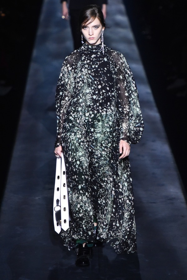 ジバンシィ(Givenchy) 2019-20年秋冬ウィメンズ&メンズコレクション シルエット - 写真47