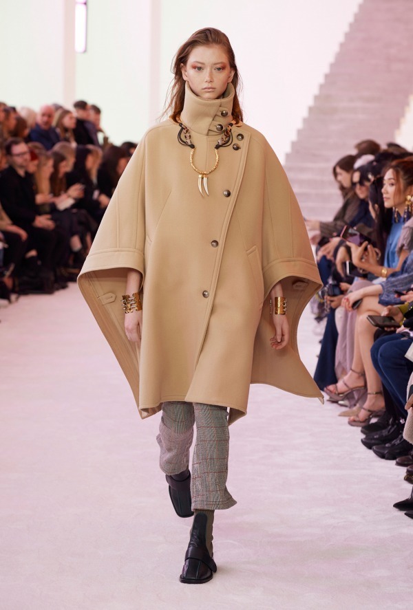 クロエ(Chloé) 2019-20年秋冬ウィメンズコレクション  - 写真12