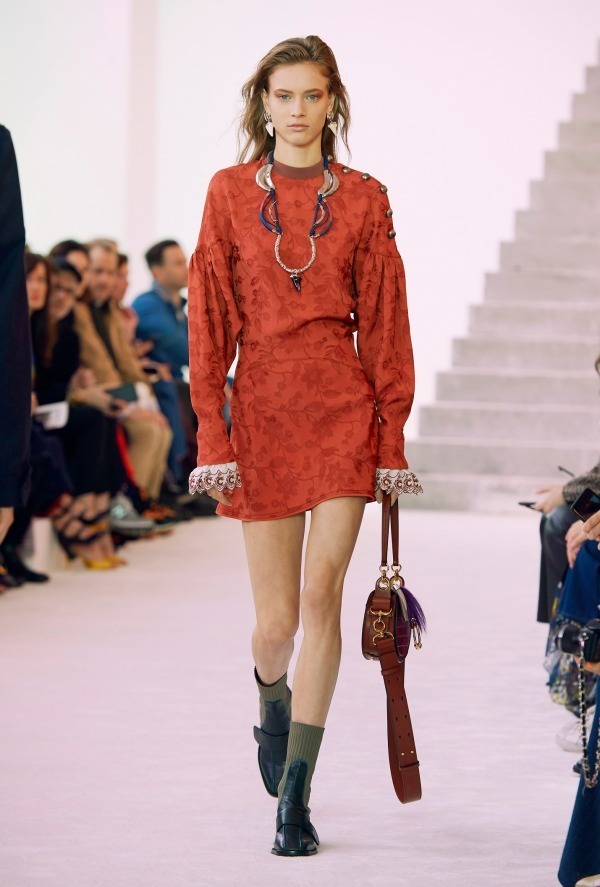 クロエ(Chloé) 2019-20年秋冬ウィメンズコレクション  - 写真33