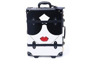 アリス アンド オリビア「ステイシーフェイス」スーツケース登場、スティームライン ラゲージとコラボ