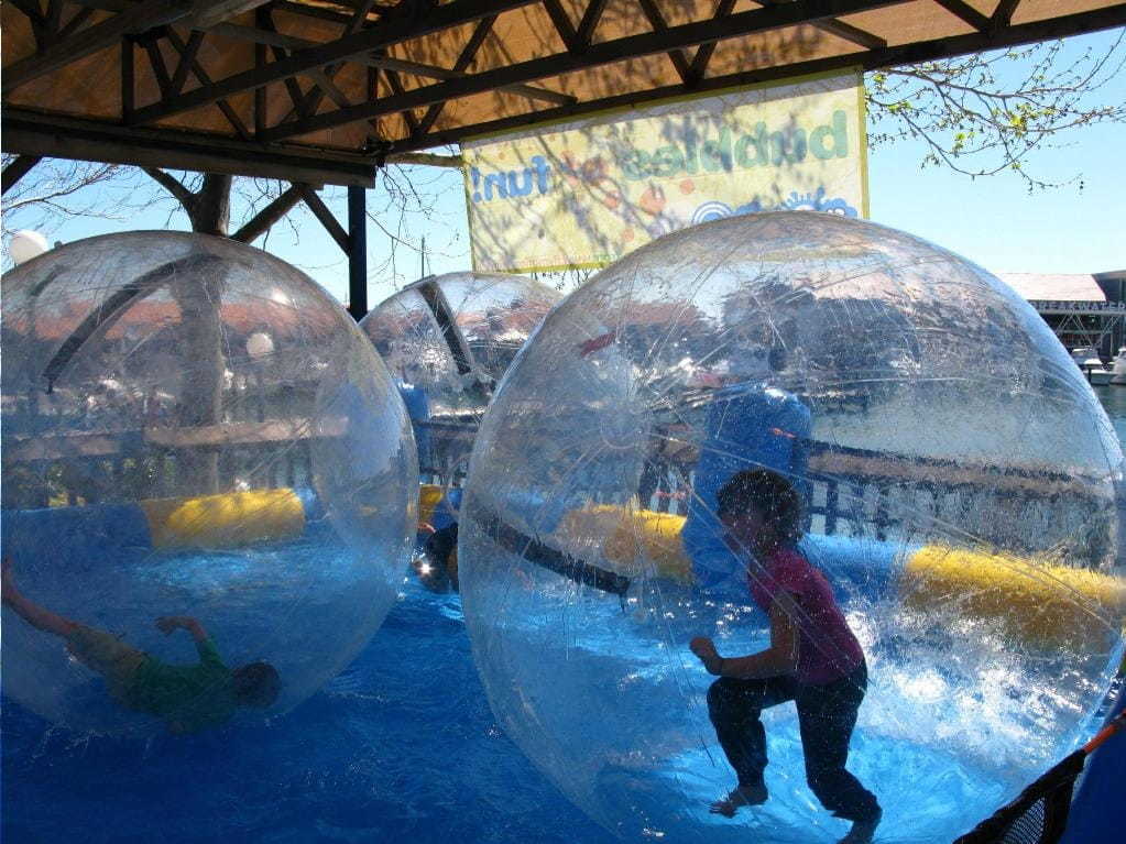 「ヨコハマ フリューリングス フェスト」横浜赤レンガ倉庫で、春を祝う移動遊園地×ドイツビールの祭典｜写真19