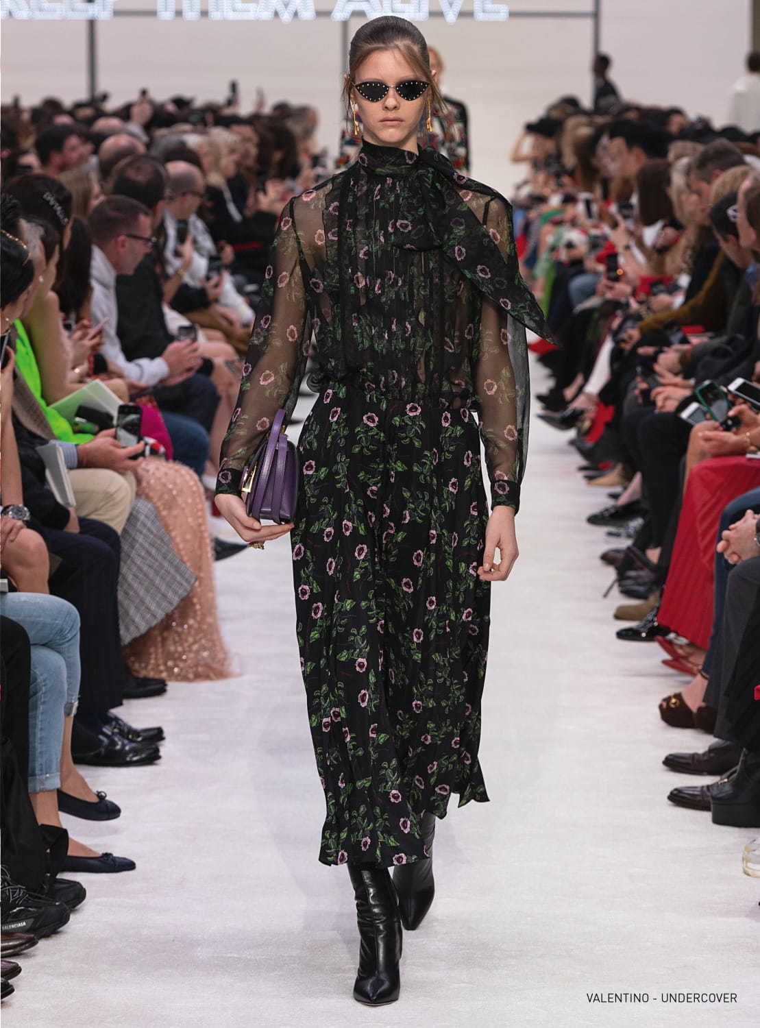 ヴァレンティノ(VALENTINO) 2019-20年秋冬ウィメンズコレクション シルエット - 写真43