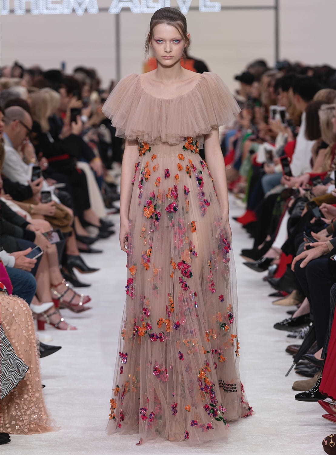 ヴァレンティノ(VALENTINO) 2019-20年秋冬ウィメンズコレクション シルエット - 写真52