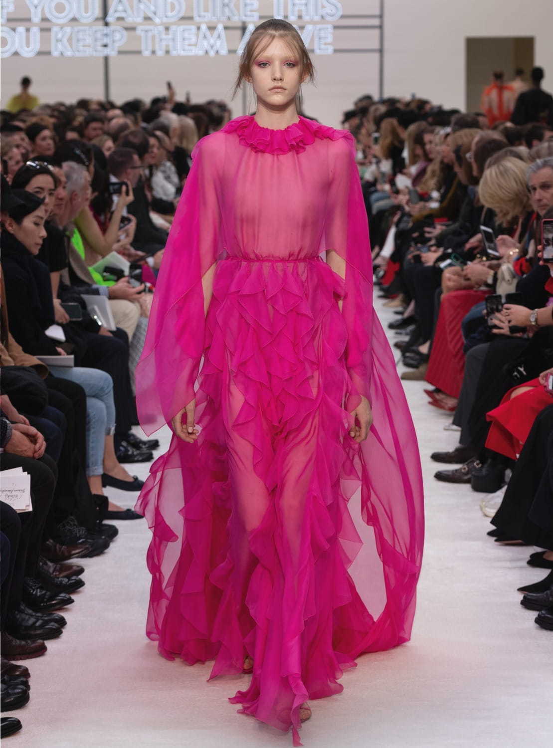 ヴァレンティノ(VALENTINO) 2019-20年秋冬ウィメンズコレクション シルエット - 写真57