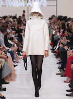 ヴァレンティノ(VALENTINO) 愛｜写真4