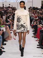 ヴァレンティノ(VALENTINO) 愛｜写真16