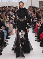 ヴァレンティノ(VALENTINO) 愛｜写真51