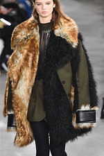 sacai 2019年秋冬コレクション - 寒い季節の味方、プレイフルなボリュームアウター｜写真47