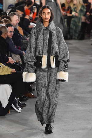 sacai 2019年秋冬コレクション - 寒い季節の味方、プレイフルなボリュームアウター｜写真3