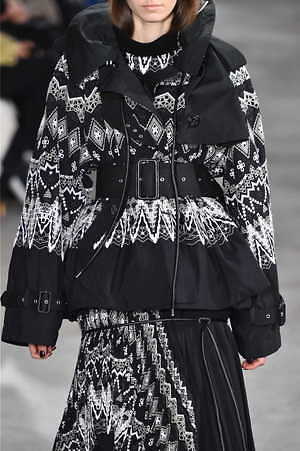 sacai 2019年秋冬コレクション - 寒い季節の味方、プレイフルなボリュームアウター｜写真16