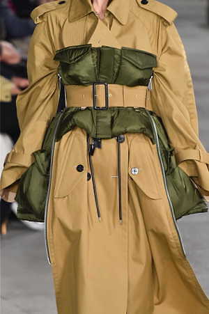 sacai 2019年秋冬コレクション - 寒い季節の味方、プレイフルなボリュームアウター｜写真20