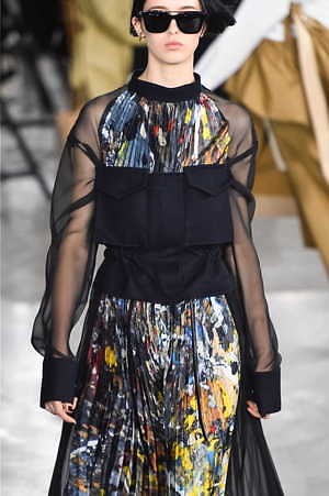 sacai 2019年秋冬コレクション - 寒い季節の味方、プレイフルなボリュームアウター｜写真29