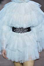 シャッツィ・チェン 2019-20年秋冬コレクション - 中国の少数民族・苗族の神話を着想源に｜写真11