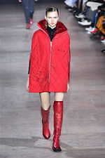 シャッツィ・チェン 2019-20年秋冬コレクション - 中国の少数民族・苗族の神話を着想源に｜写真52