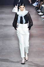 シャッツィ・チェン 2019-20年秋冬コレクション - 中国の少数民族・苗族の神話を着想源に｜写真60