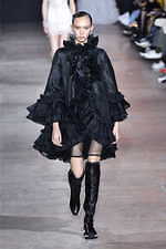 シャッツィ・チェン 2019-20年秋冬コレクション - 中国の少数民族・苗族の神話を着想源に｜写真66