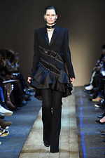 アレキサンダー・マックイーン 2019-20年秋冬コレクション - 英国北部への旅｜写真47