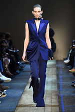 アレキサンダー・マックイーン 2019-20年秋冬コレクション - 英国北部への旅｜写真59