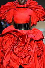 アレキサンダー・マックイーン 2019-20年秋冬コレクション - 英国北部への旅｜写真70