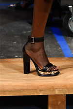 アレキサンダー・マックイーン 2019-20年秋冬コレクション - 英国北部への旅｜写真79