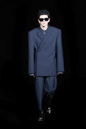 バレンシアガ(BALENCIAGA) 2019年冬ウィメンズ&メンズコレクション  - 写真20