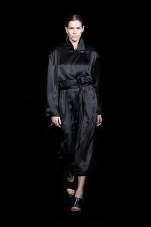 バレンシアガ(BALENCIAGA) 2019年冬ウィメンズ&メンズコレクション  - 写真91