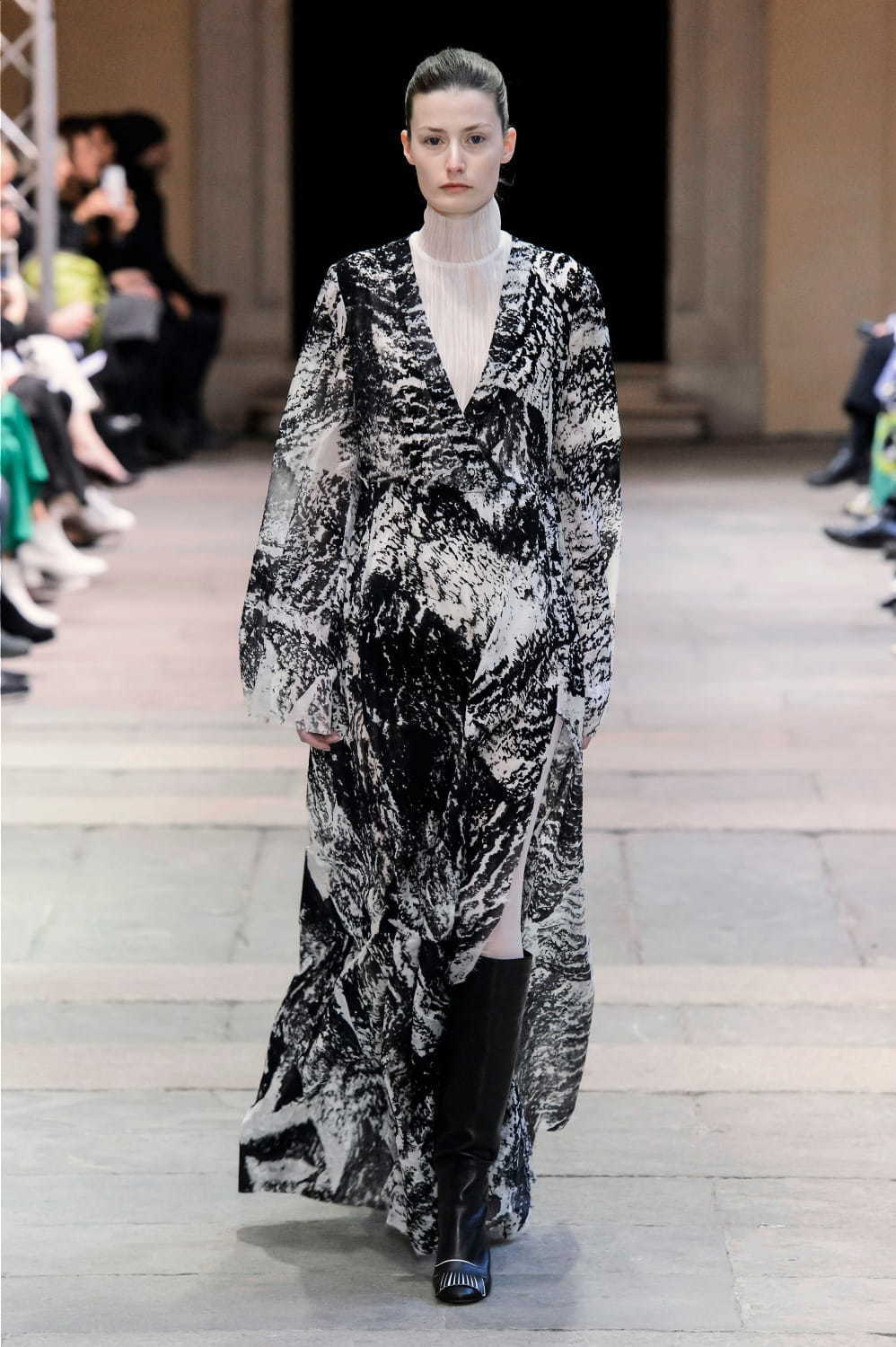 クリスティアーノ ブラーニ(Cristiano Burani) 2019-20年秋冬ウィメンズコレクション  - 写真7