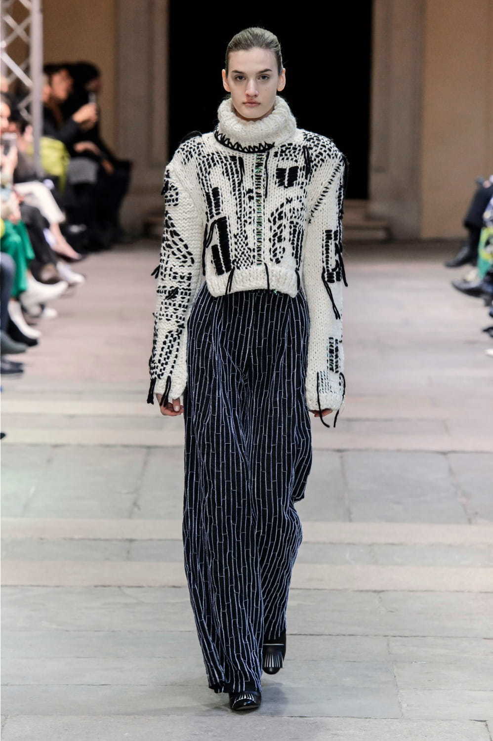 クリスティアーノ ブラーニ(Cristiano Burani) 2019-20年秋冬ウィメンズコレクション  - 写真9