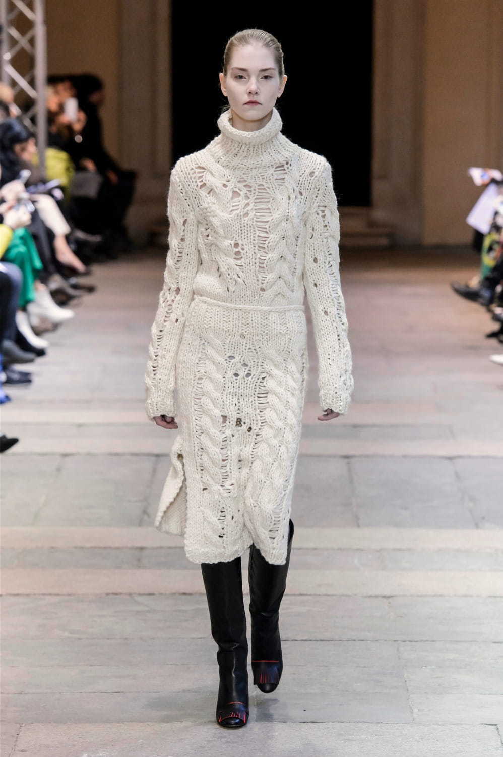 クリスティアーノ ブラーニ(Cristiano Burani) 2019-20年秋冬ウィメンズコレクション  - 写真13