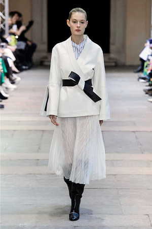 クリスティアーノ ブラーニ(Cristiano Burani) 2019-20年秋冬ウィメンズコレクション  - 写真1