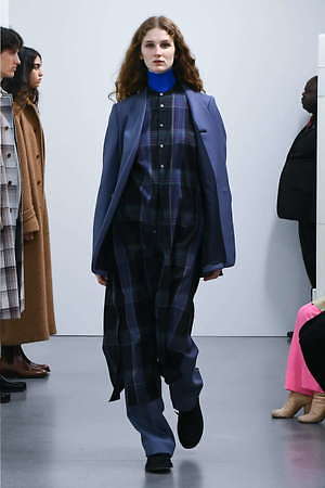 オーラリー 2019-20年秋冬コレクション - 初のパリ、守るコト×挑むコトの提案｜写真14