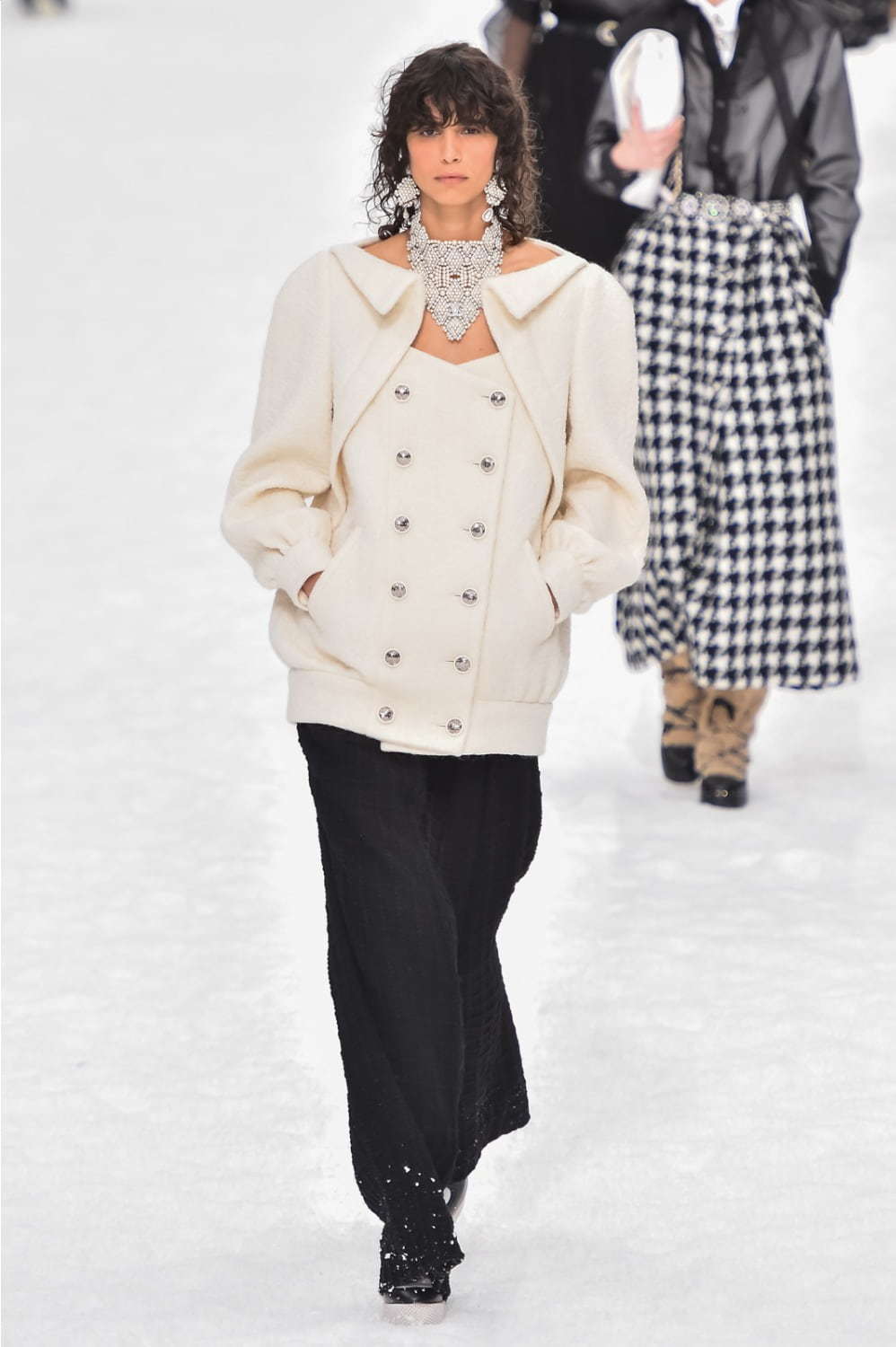 シャネル(CHANEL) 2019-20年秋冬ウィメンズコレクション シルエット - 写真11