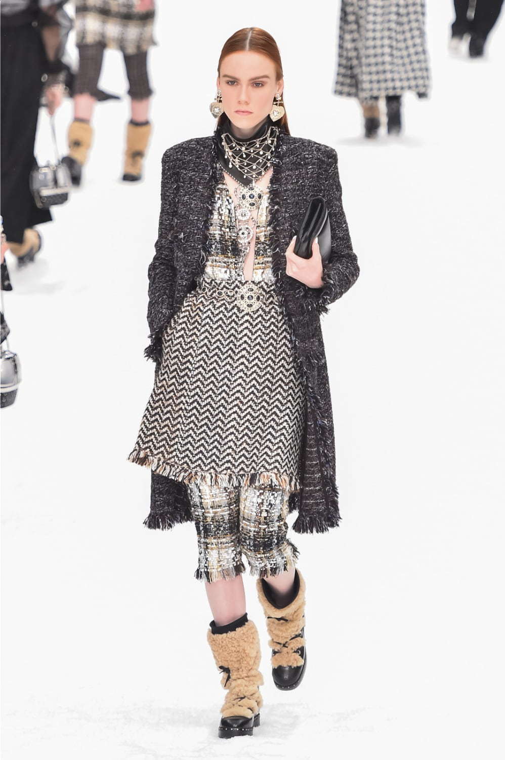 シャネル(CHANEL) 2019-20年秋冬ウィメンズコレクション シルエット - 写真15